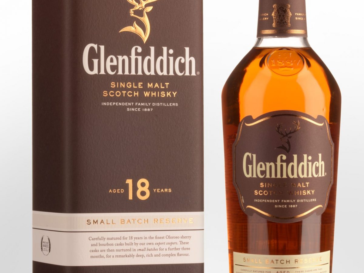 Гленфиддик 18. Glenfiddich Single Malt Scotch Whisky 1887. Glenfiddich 18 our small batch. Glenfiddich Single Malt Scotch Whisky. Whiskey Glenfiddich Single Malt small.